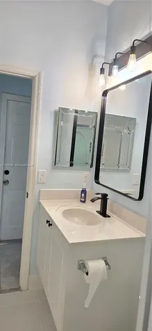 8214 Bellafiore Way Boynton Beach FL 33472