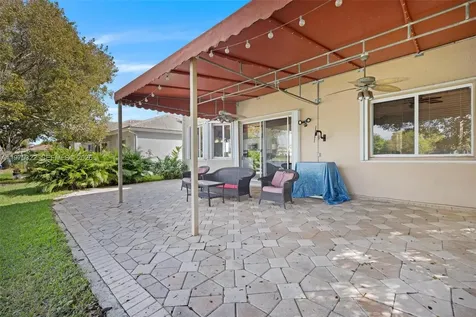 2002 SE 17th Avenue Homestead FL 33035