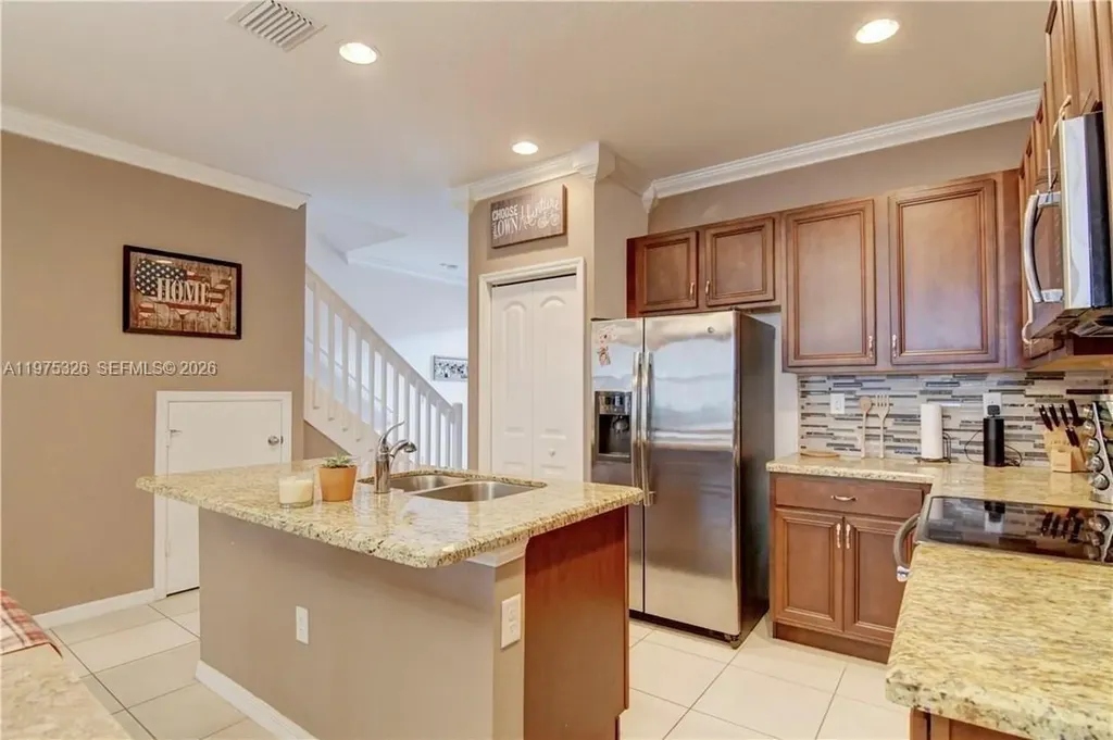 1071 NW 33rd Court Pompano Beach FL 33064