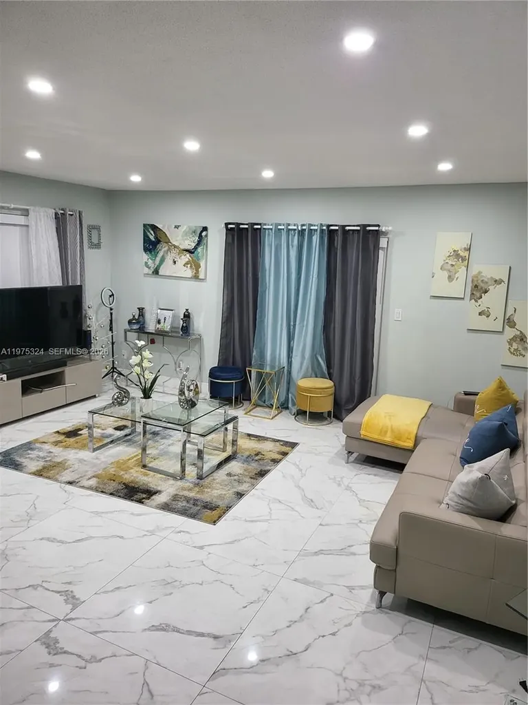 1747 Rodman Street Hollywood FL 33020