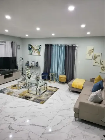 1747 Rodman Street Hollywood FL 33020