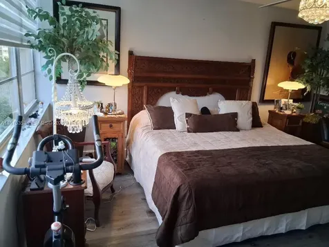 1000 St Charles Place Pembroke Pines FL 33026