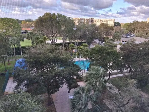 1000 St Charles Place Pembroke Pines FL 33026