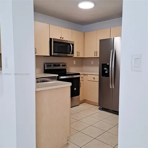 642 SW 106th Avenue Pembroke Pines FL 33025