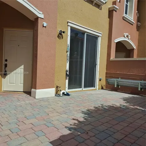 642 SW 106th Avenue Pembroke Pines FL 33025