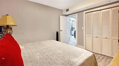 1461 E 7th Court Hialeah FL 33010