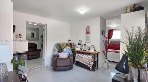 1461 E 7th Court Hialeah FL 33010