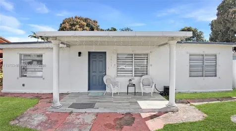 1461 E 7th Court Hialeah FL 33010