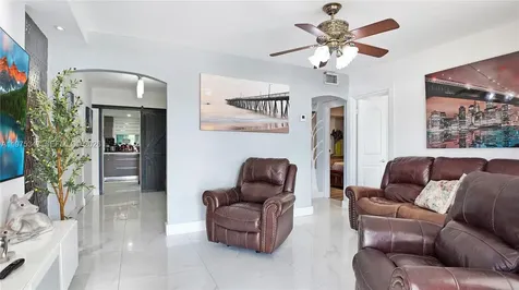 1461 E 7th Court Hialeah FL 33010