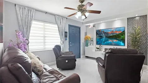 1461 E 7th Court Hialeah FL 33010