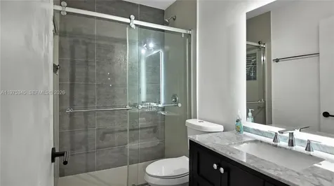 6353 NW 190th Terrace Hialeah FL 33015