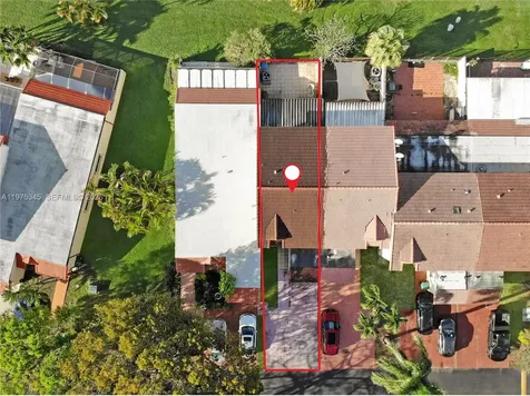 6353 NW 190th Terrace Hialeah FL 33015
