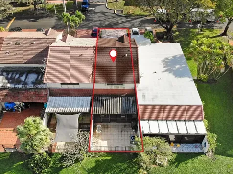 6353 NW 190th Terrace Hialeah FL 33015