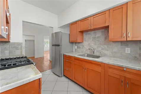 531 16th Street Miami Beach FL 33139