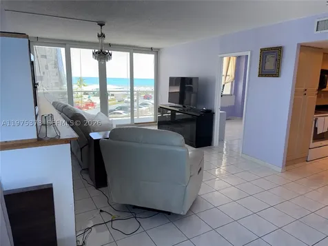 3180 S Ocean Drive Hallandale Beach FL 33009