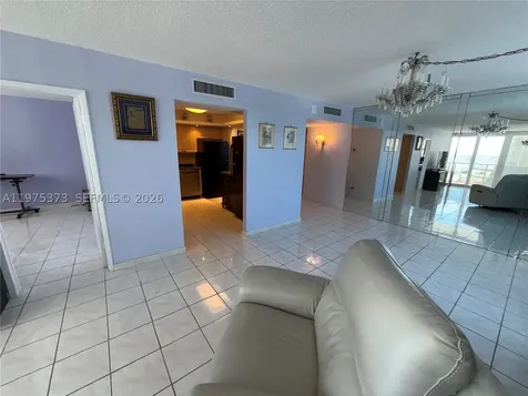 3180 S Ocean Drive Hallandale Beach FL 33009