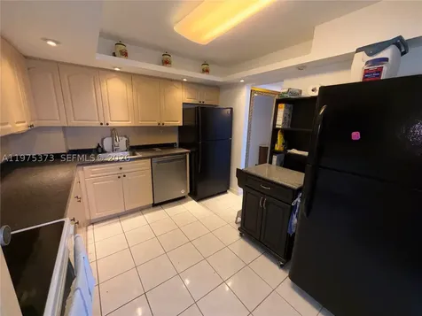 3180 S Ocean Drive Hallandale Beach FL 33009
