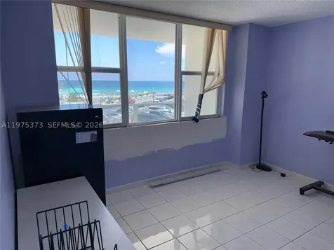 3180 S Ocean Drive Hallandale Beach FL 33009