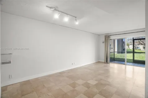 879 Twin Lakes Drive Coral Springs FL 33071