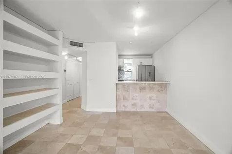 879 Twin Lakes Drive Coral Springs FL 33071