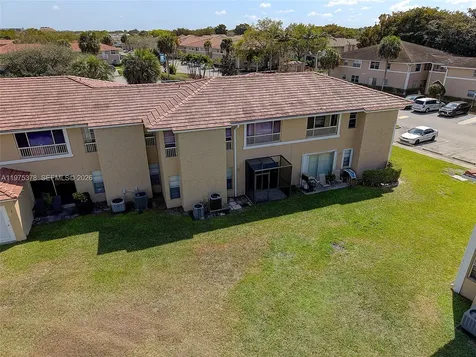 879 Twin Lakes Drive Coral Springs FL 33071