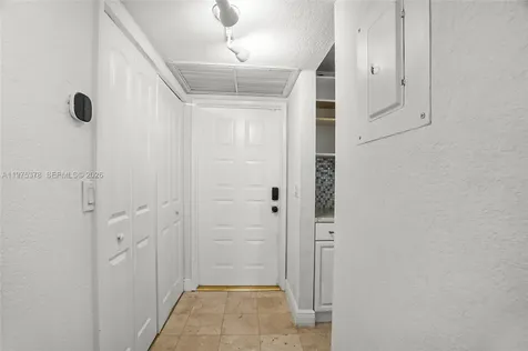 879 Twin Lakes Drive Coral Springs FL 33071