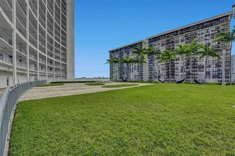 601 NE 36th Street Miami FL 33137