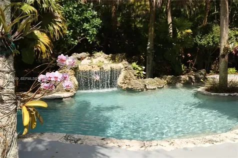 6065 SW 133rd Street Pinecrest FL 33156