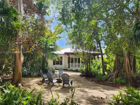 6065 SW 133rd Street Pinecrest FL 33156
