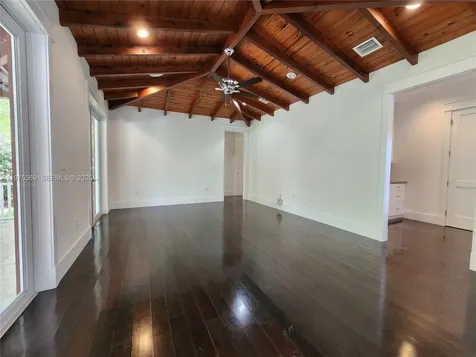 6065 SW 133rd Street Pinecrest FL 33156
