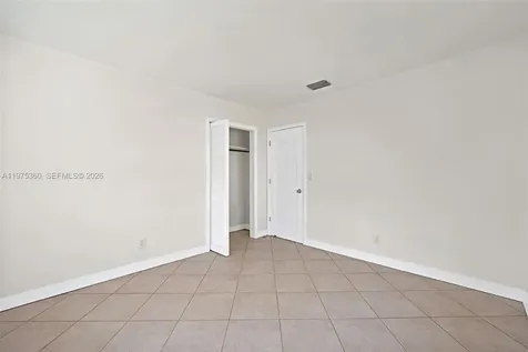 380 NW 47th Court Oakland Park FL 33309