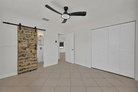 380 NW 47th Court Oakland Park FL 33309