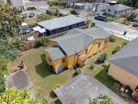 1733 NW 66th Street Miami FL 33147