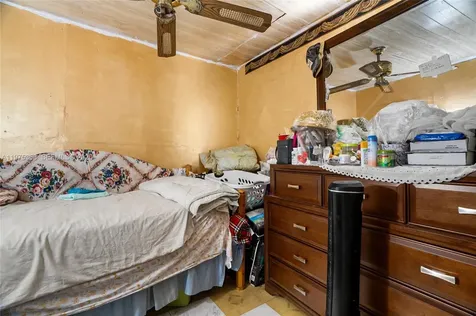 1733 NW 66th Street Miami FL 33147
