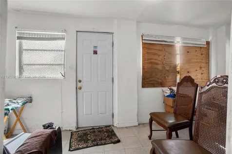 1733 NW 66th Street Miami FL 33147