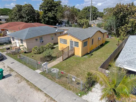 1733 NW 66th Street Miami FL 33147