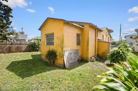 1733 NW 66th Street Miami FL 33147