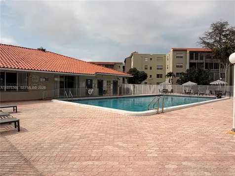 1800 SW 81st Avenue North Lauderdale FL 33068