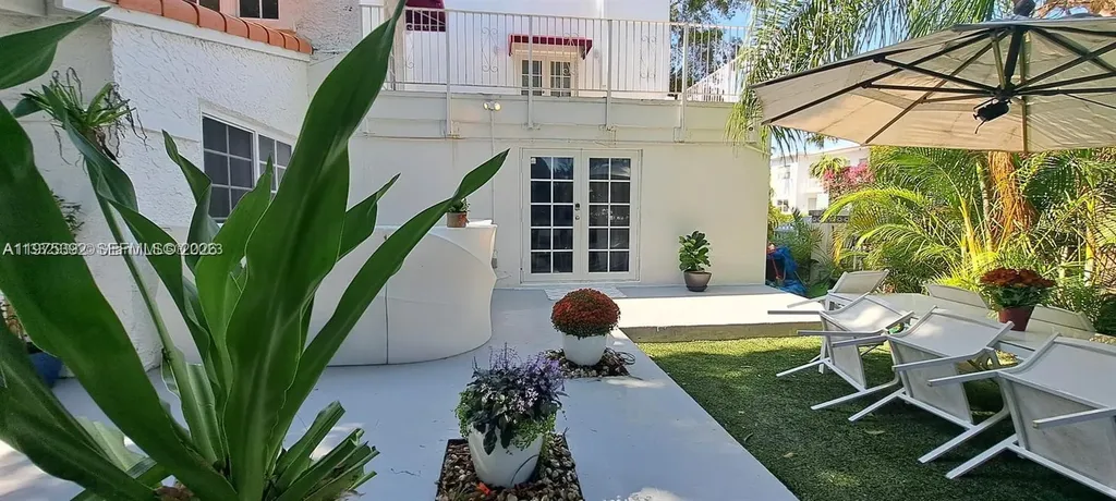 846 Michigan Avenue Miami Beach FL 33139