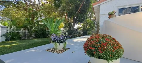 846 Michigan Avenue Miami Beach FL 33139