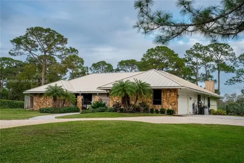 1872 SE Colony Way Jupiter FL 33478