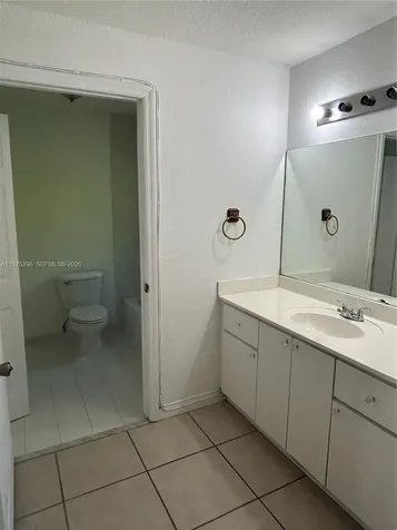 5655 NW 109th Avenue Doral FL 33178