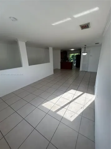5655 NW 109th Avenue Doral FL 33178