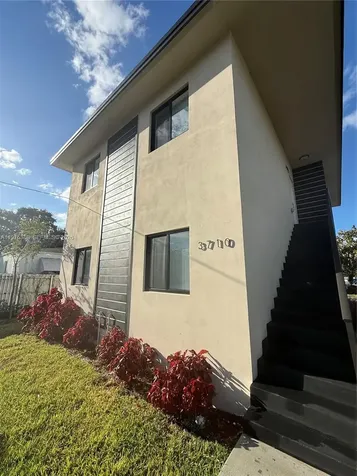3712 NW 13th Place Miami FL 33142