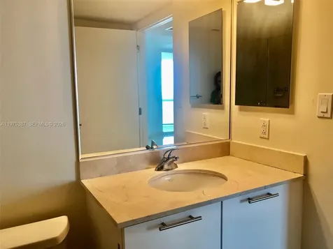1800 N Bayshore Drive Miami FL 33132