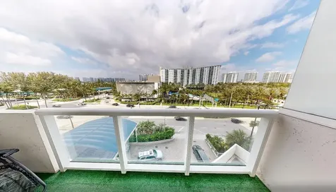 19201 Collins Avenue Sunny Isles Beach FL 33160