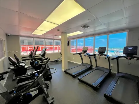 19201 Collins Avenue Sunny Isles Beach FL 33160