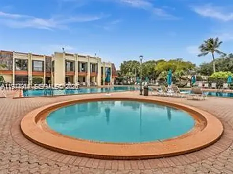7601 SW 105th Avenue Miami FL 33173