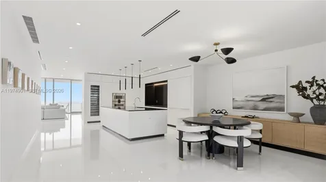 300 Biscayne Boulevard Way Miami FL 33131