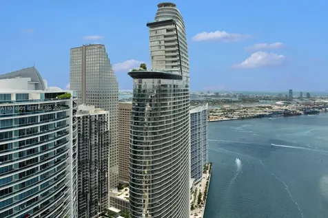 300 Biscayne Boulevard Way Miami FL 33131